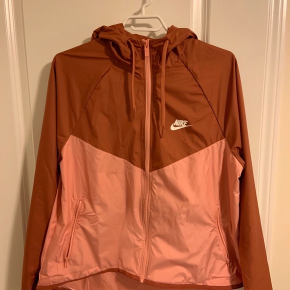 Nike Windrunner Jacket - Picture 3 of 6